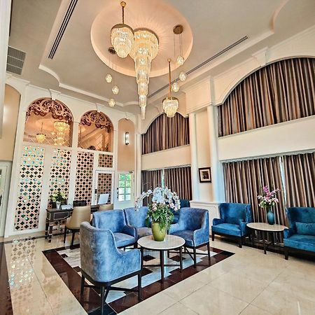 Siri Grand Bangkok Hotel מראה חיצוני תמונה